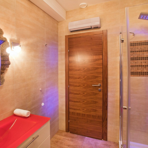 Bathroom / WC, Villa Diora Home & Spa, Villa Diora Karojba